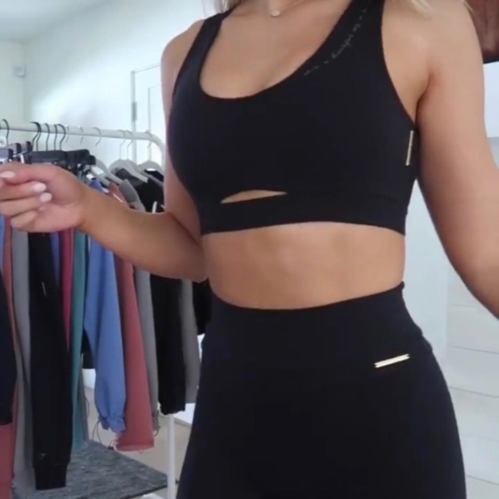 Whitney Simmons x Gymshark V1 bra